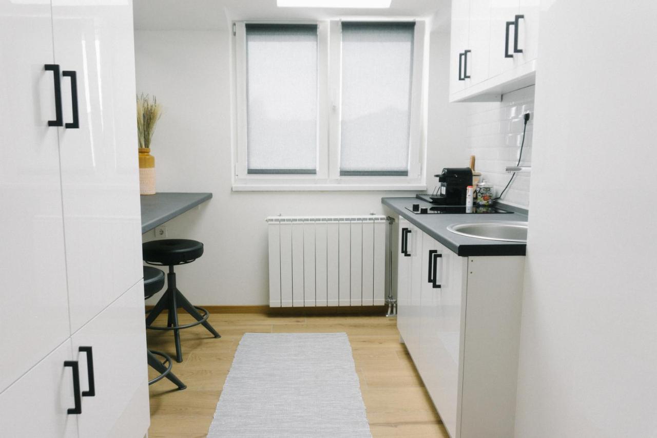 נובי סאד Meebo Apartments מראה חיצוני תמונה