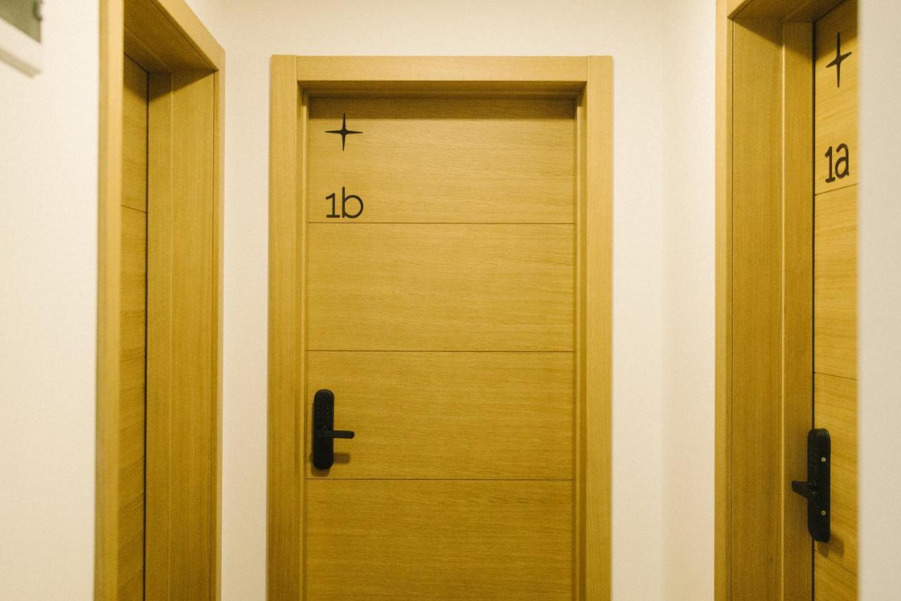 נובי סאד Meebo Apartments מראה חיצוני תמונה