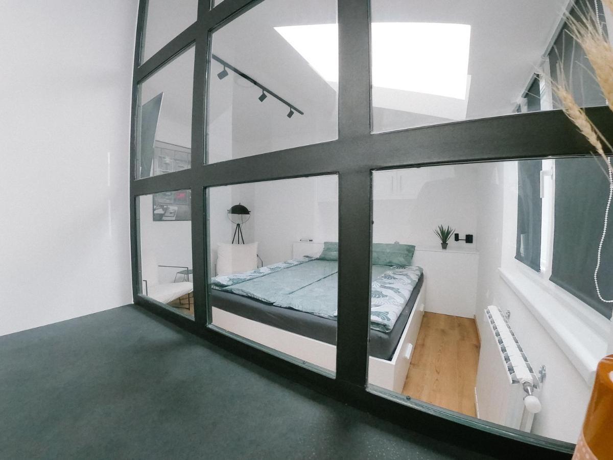 נובי סאד Meebo Apartments מראה חיצוני תמונה