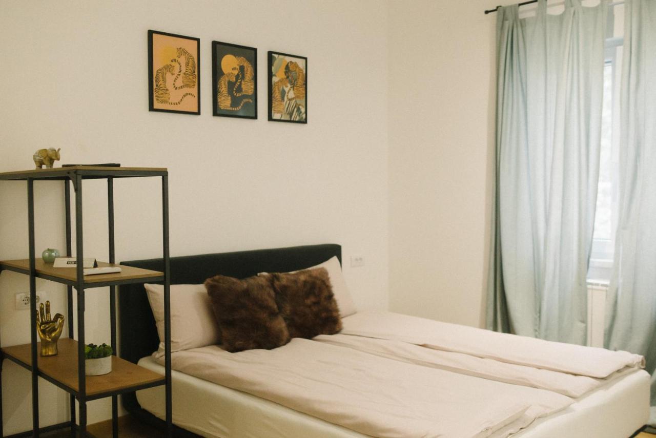 נובי סאד Meebo Apartments מראה חיצוני תמונה