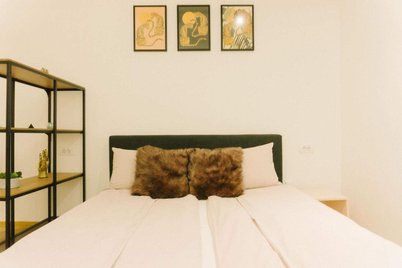 נובי סאד Meebo Apartments מראה חיצוני תמונה