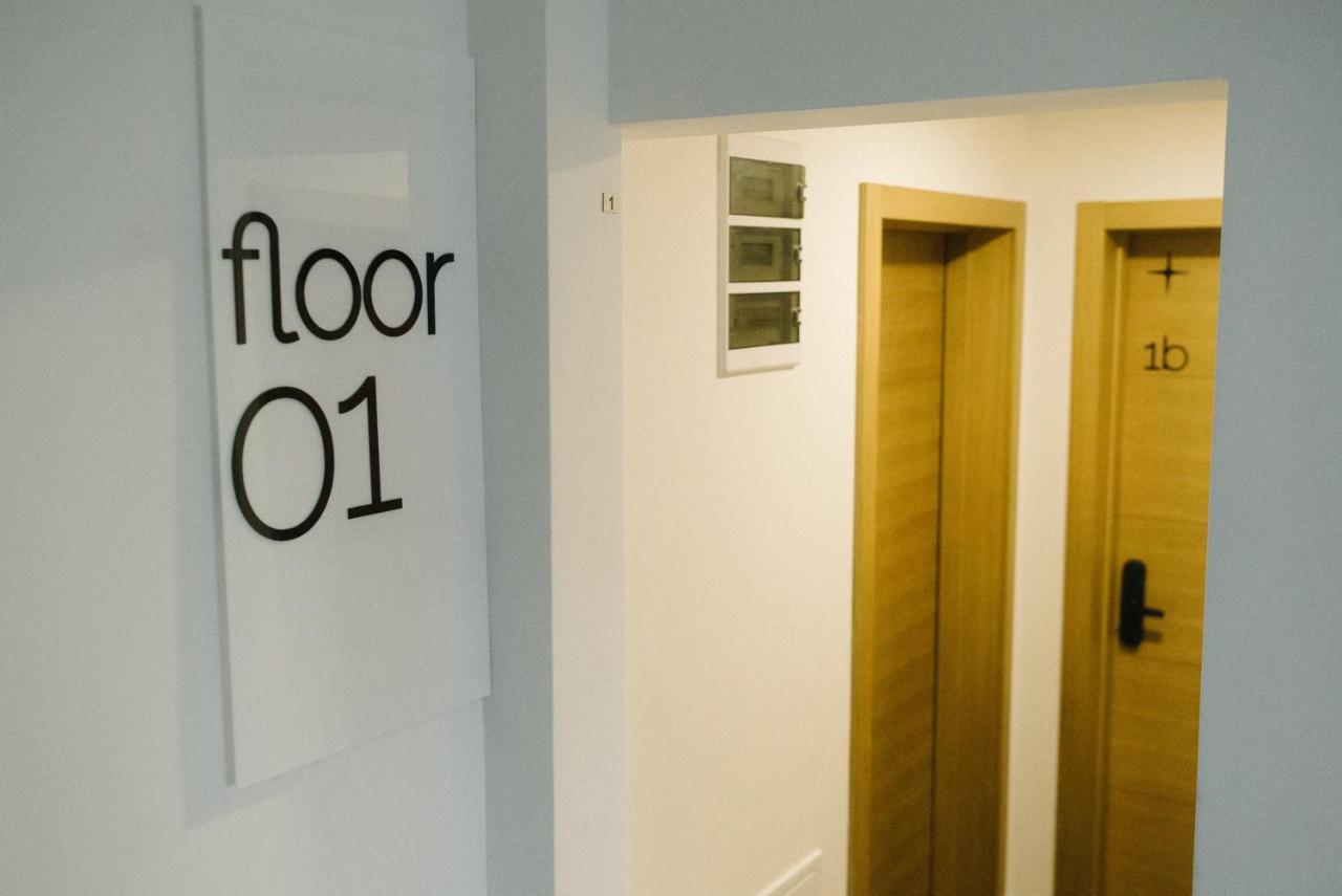 נובי סאד Meebo Apartments מראה חיצוני תמונה