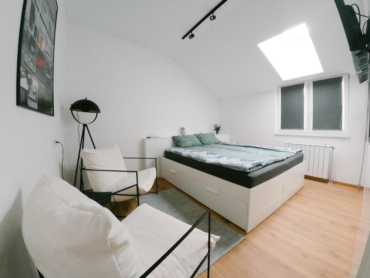 נובי סאד Meebo Apartments מראה חיצוני תמונה